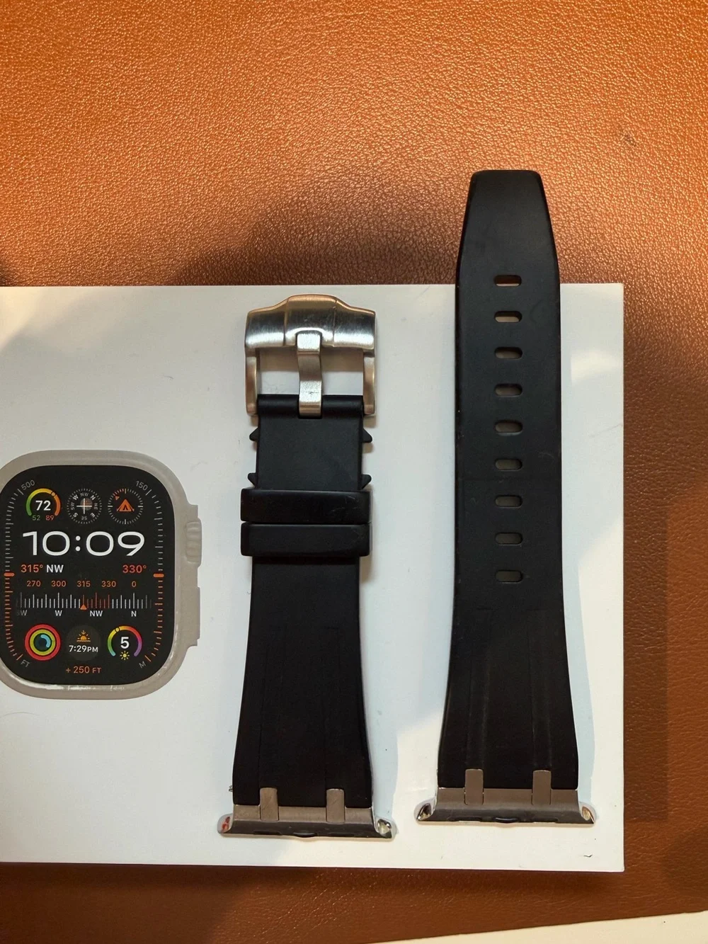 Apple Watch Ultra 2 [GPS + Cellular 49mm] Smartwatch with Rugged Titanium Case